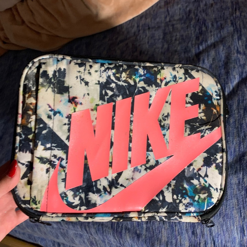 COPY - Nike Lunchbox